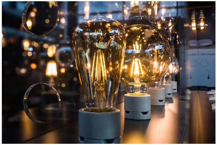 LED КРУШКИ VINTAGE 1906 LED DIM CL GLOBE200 GOLD28 4W/820 E27 LEDVANCE