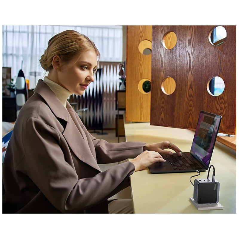 ЗАРЯДНО 220V 3xUSB-C,1xUSB A,GaN,100W, X565 UGREEN