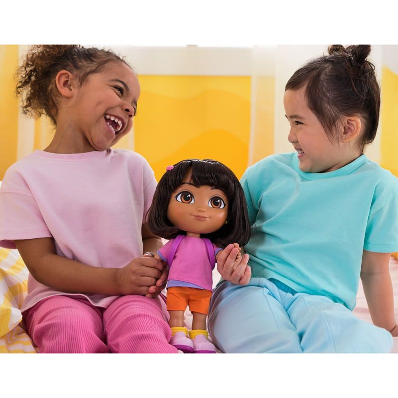Интерактивна кукла Dora the Explorer (Дора изследователката) със звуци, отваряща се раничка и аксесоари (30 см)