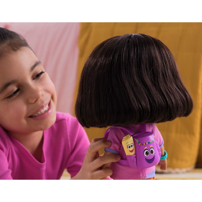 Интерактивна кукла Dora the Explorer (Дора изследователката) със звуци, отваряща се раничка и аксесоари (30 см)