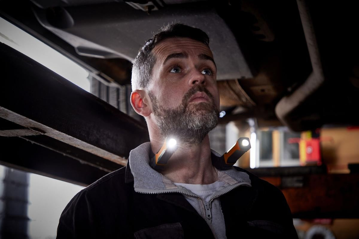 РАБОТНА LED ЛАМПА ЗА ВРАТ LEDINSPECT LEDIL413 WEARABLE NECK LIGHT OSRAM