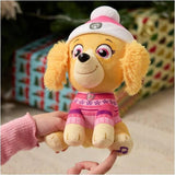 Музикално празнично плюшено кученце Пес Патрул PAW Patrol – Пееща мека играчка с коледни песнички и празнично облекло (20 см)