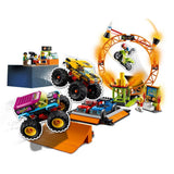 Детски образователен конструктор LEGO City Stunt Arena 60295 – Каскадьорска арена с маховичен мотоциклет и гигантски камиони (668 части)